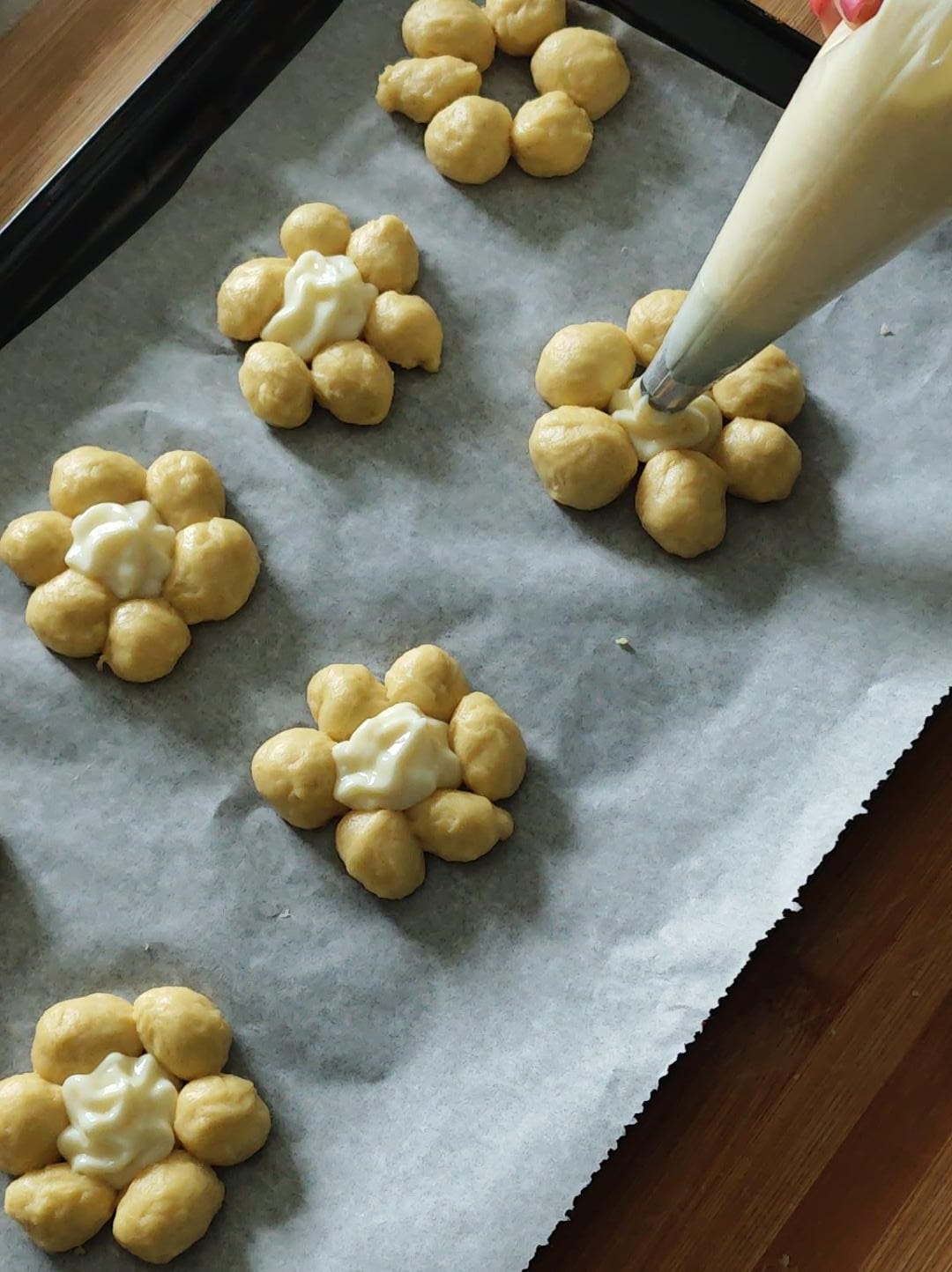 🌸Soffici Fiori di Pan Brioche e crema al budino — Passo 4
