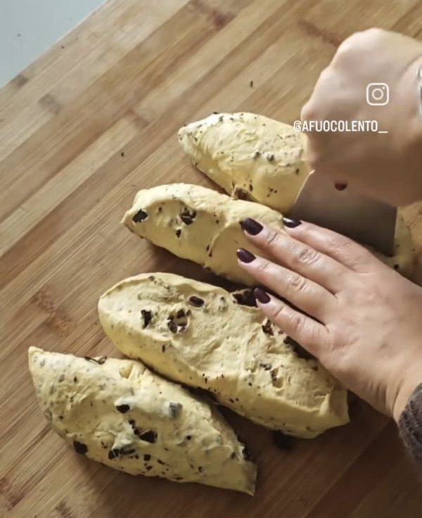 Treccine di Pan Brioche Zucca e Cioccolato🧡🍞 — Passo 4