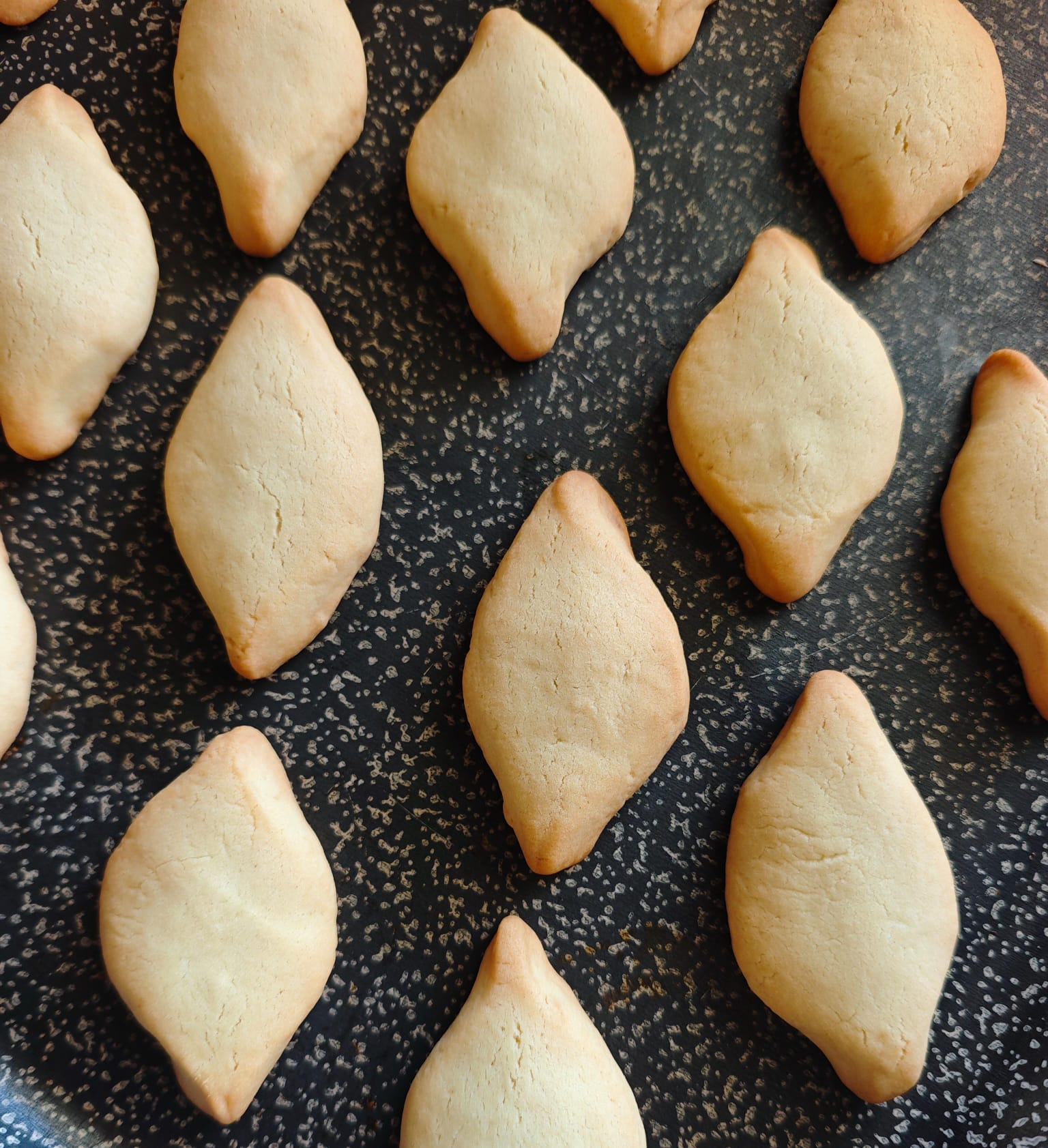 Limoni di frolla con crema pasticcera — Passo 2