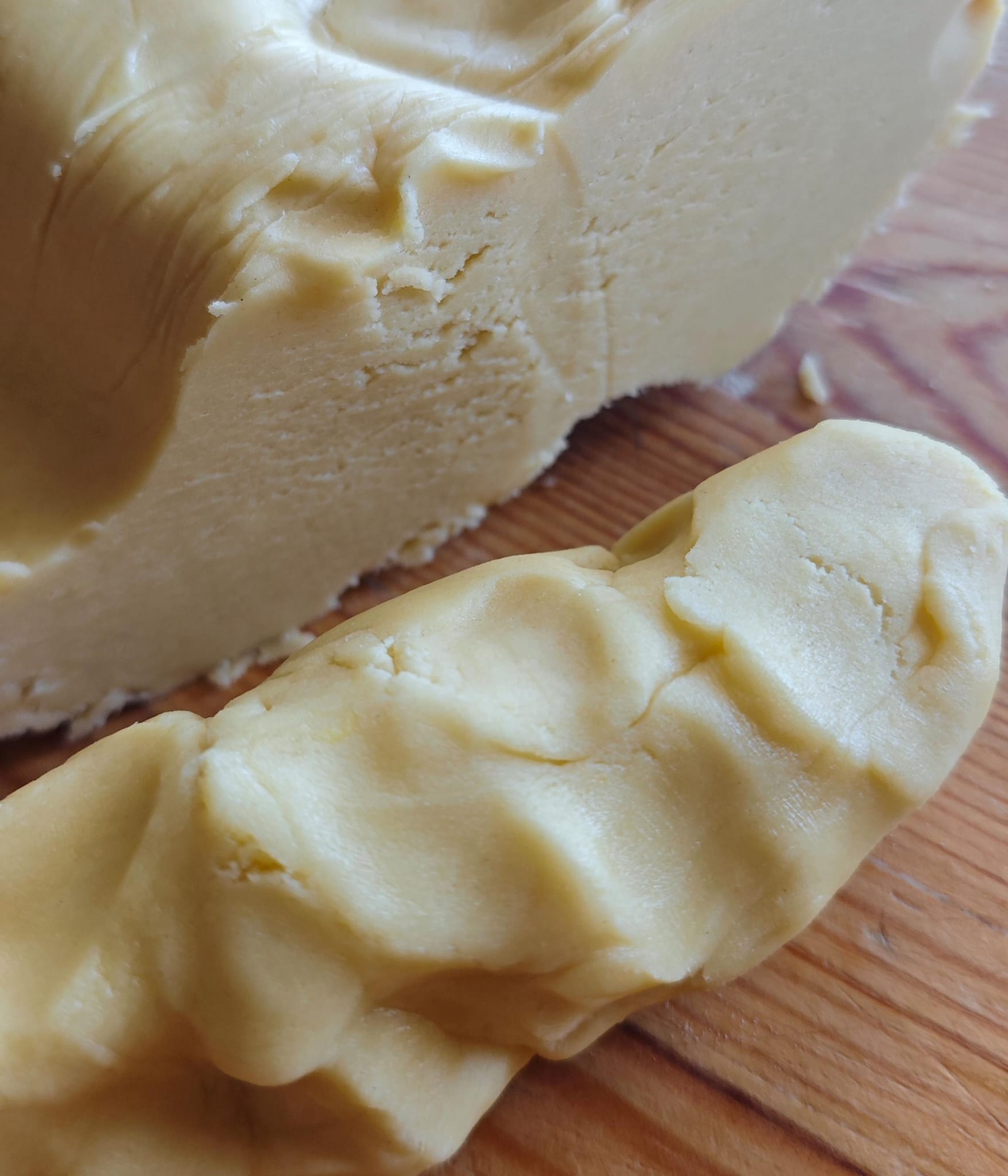 Limoni di frolla con crema pasticcera — Passo 1